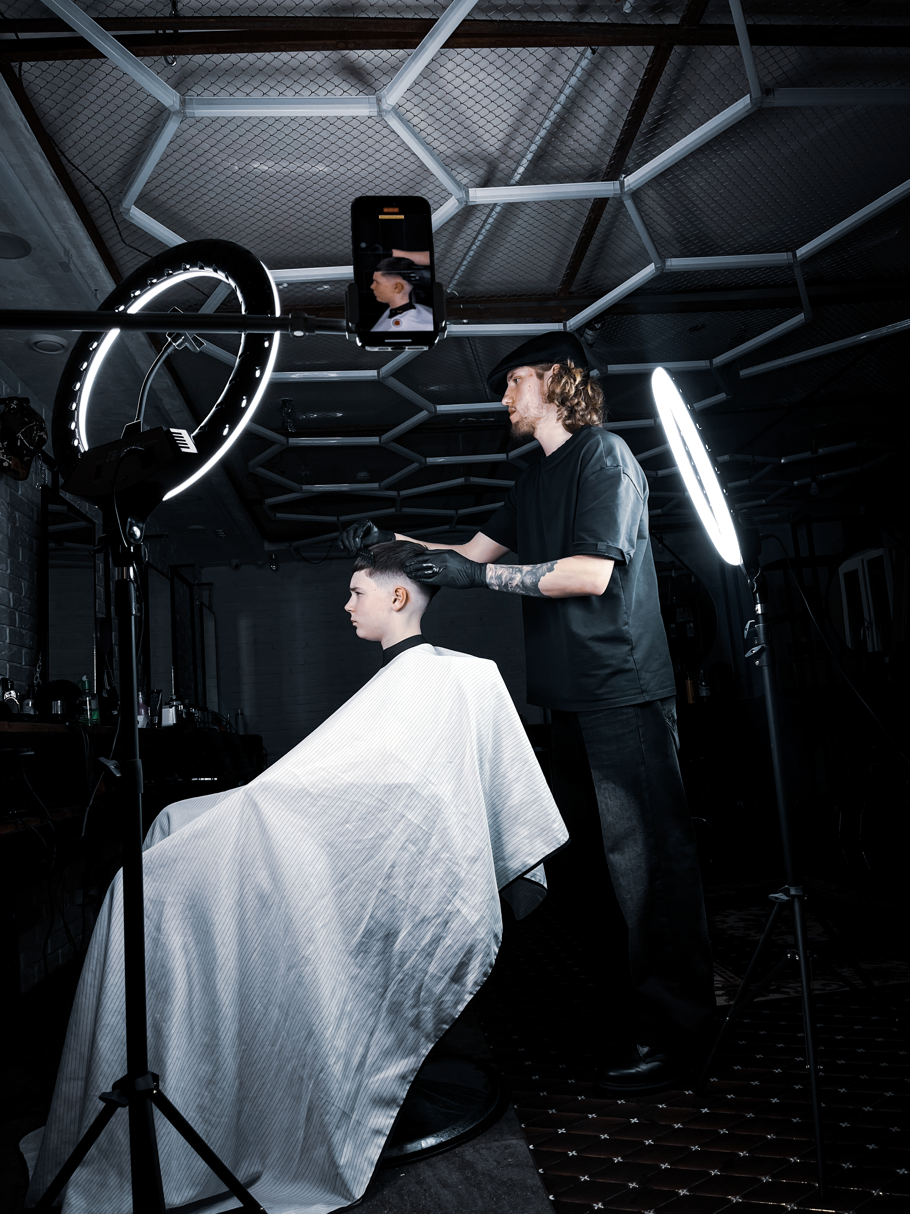 BARBER